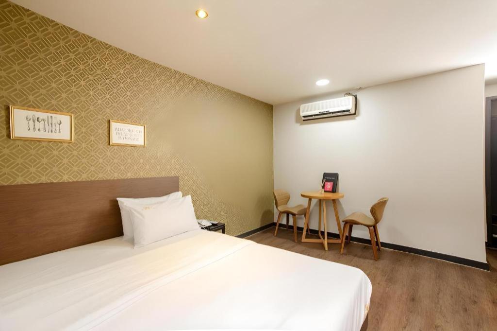 M7 Business Hotel Chilgok Esterno foto
