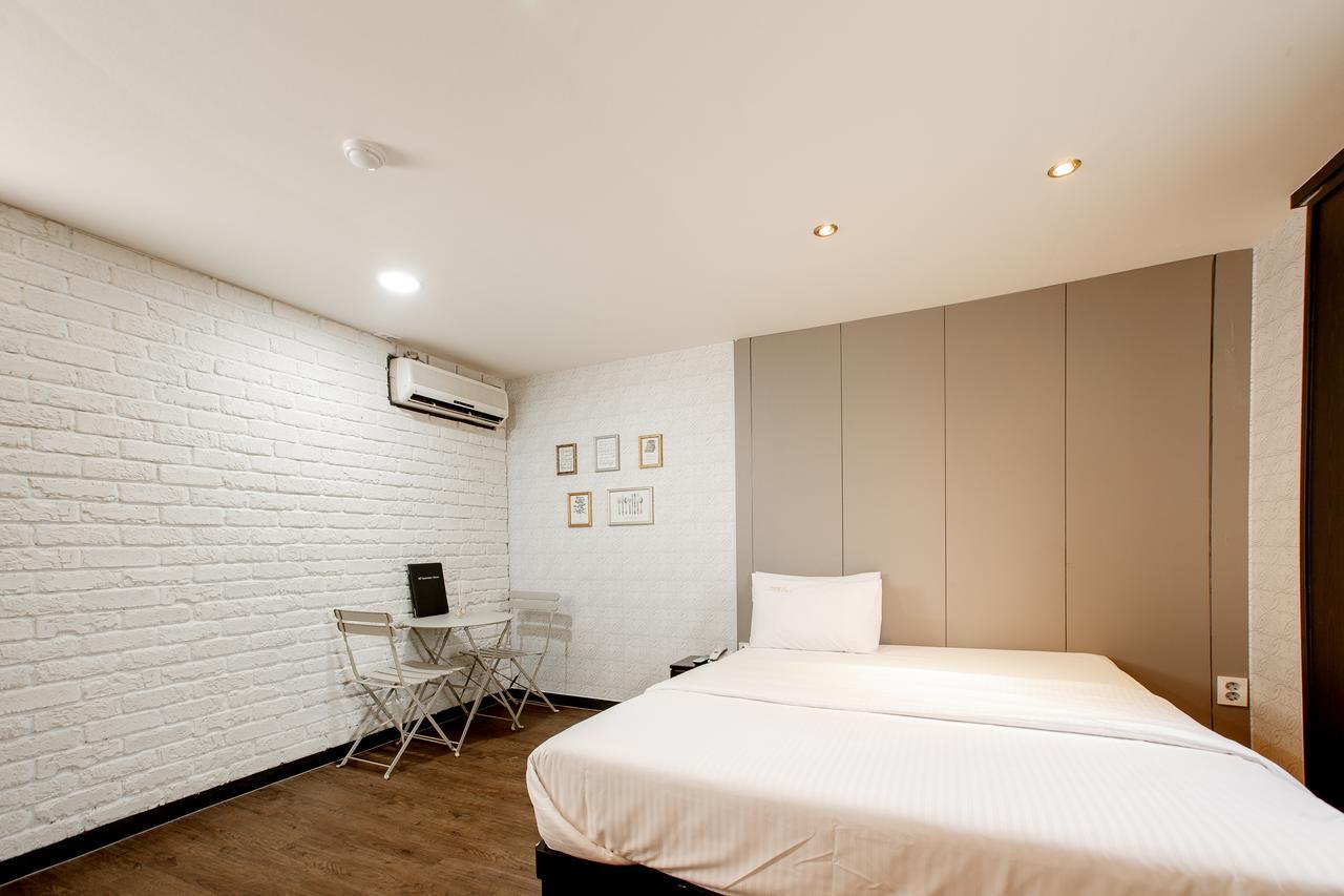 M7 Business Hotel Chilgok Esterno foto